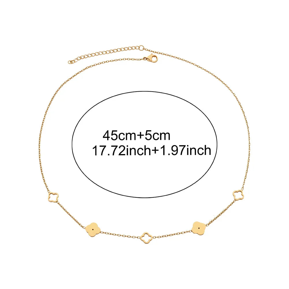 Halskæde med vedhæng med 4-bladet kløver
