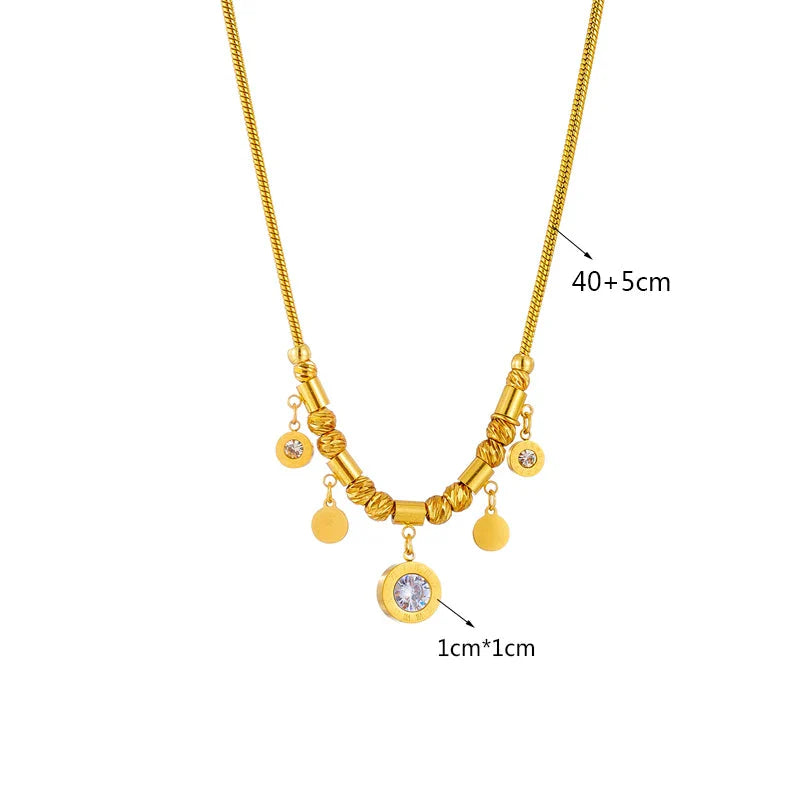 Halskæde med zirkonia vedhæng