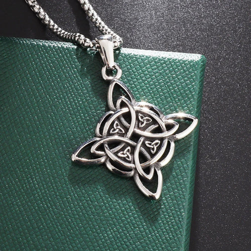 Naszyjnik ochronny z wisiorkiem Wicca węzeł czarownicy