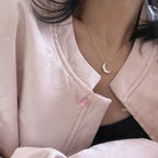 Delikatny naszyjnik z zawieszką w kształcie księżyca