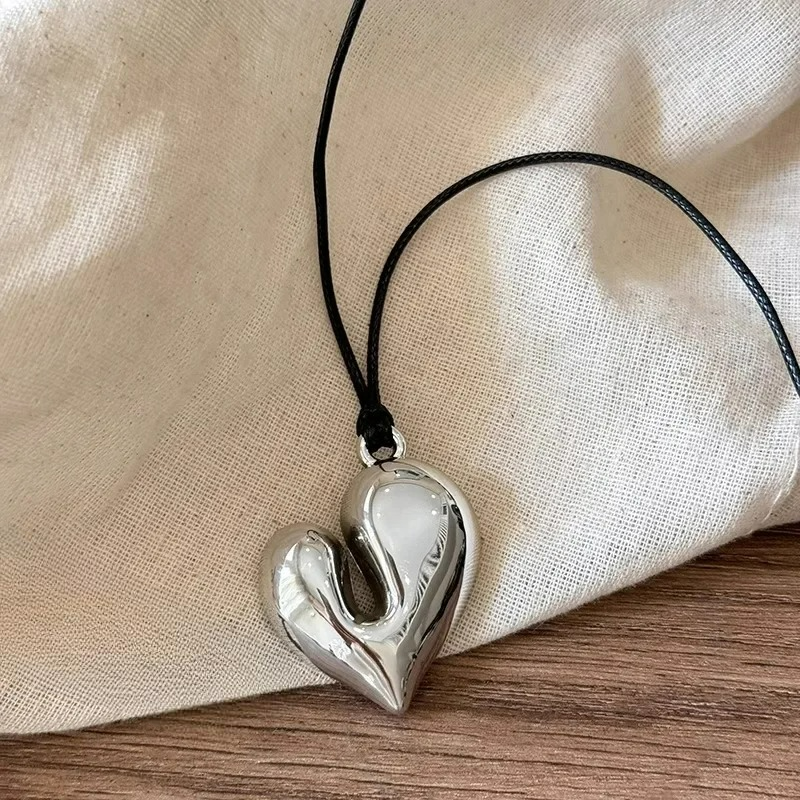 Collier en Lacet avec Pendentif Coeur argent
