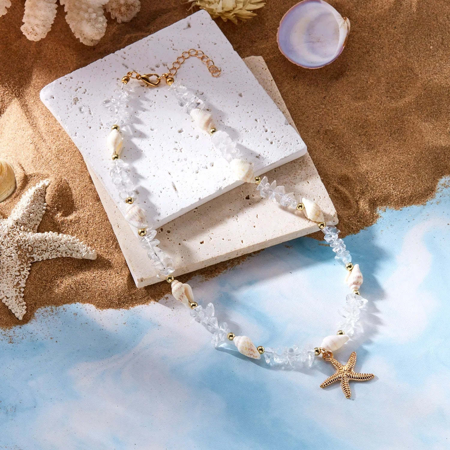 Naszyjnik z zawieszką w kształcie muszli dla kobiet kryształowy