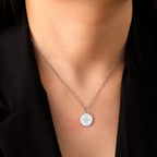 Naszyjnik damski z zawieszką kompas róż wiatrów kardynalny srebrny