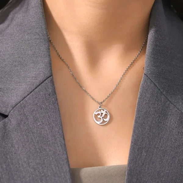 Om buddhistisk halskæde sølv