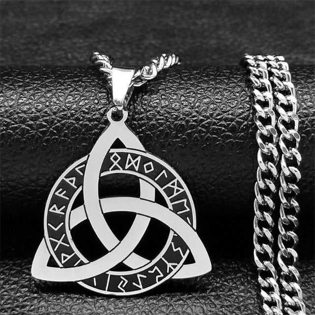 Collier Pendentif Noeud Celtique Viking