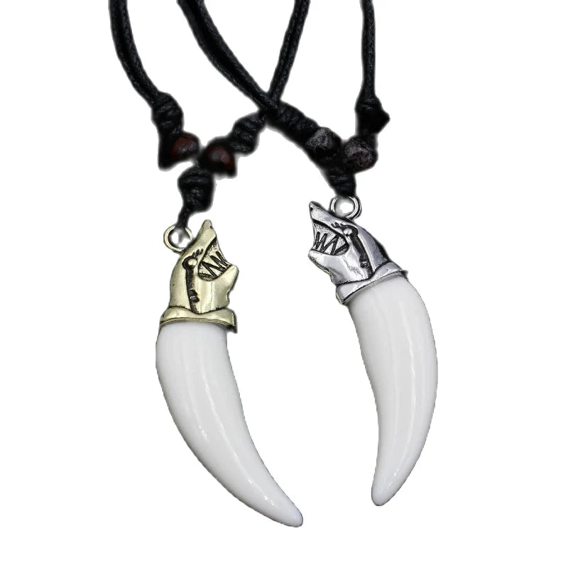 Collier Pendentif Dent de Requin argent