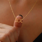 Naszyjnik z zawieszką dla kobiet z potrójnym księżycem, czarownictwo Wicca