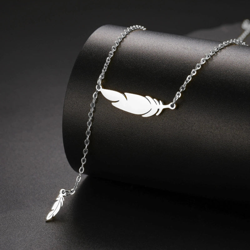 Collier Pendentif Fine Plume style a argent