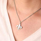 Naszyjnik i wisiorek Fleur de Lys 