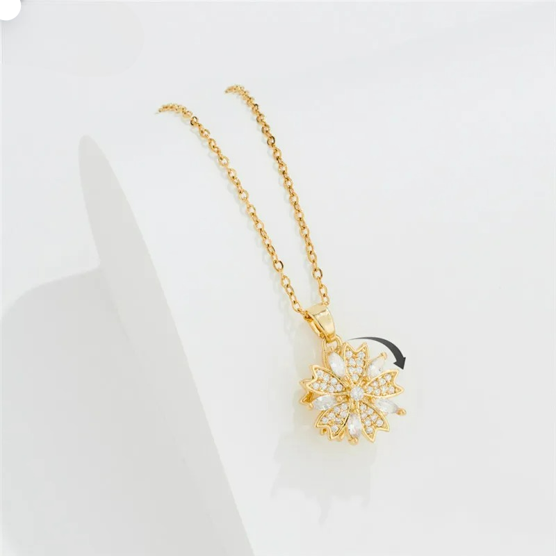 Collier Pendentif  Fleur en Zircon Tournante Anti-Stress or
