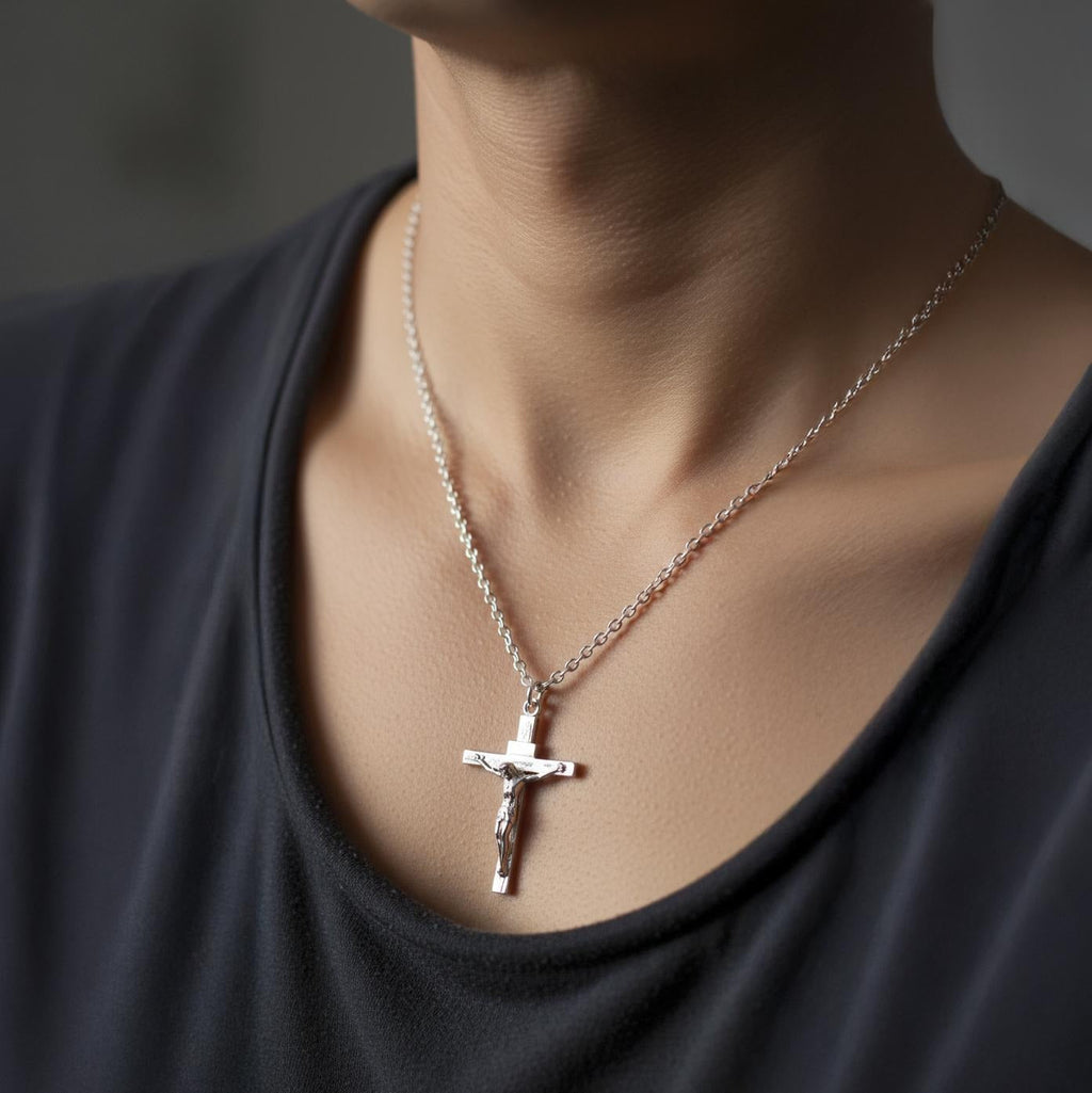 Collier & Pendentif Jésus Christ Croix Homme