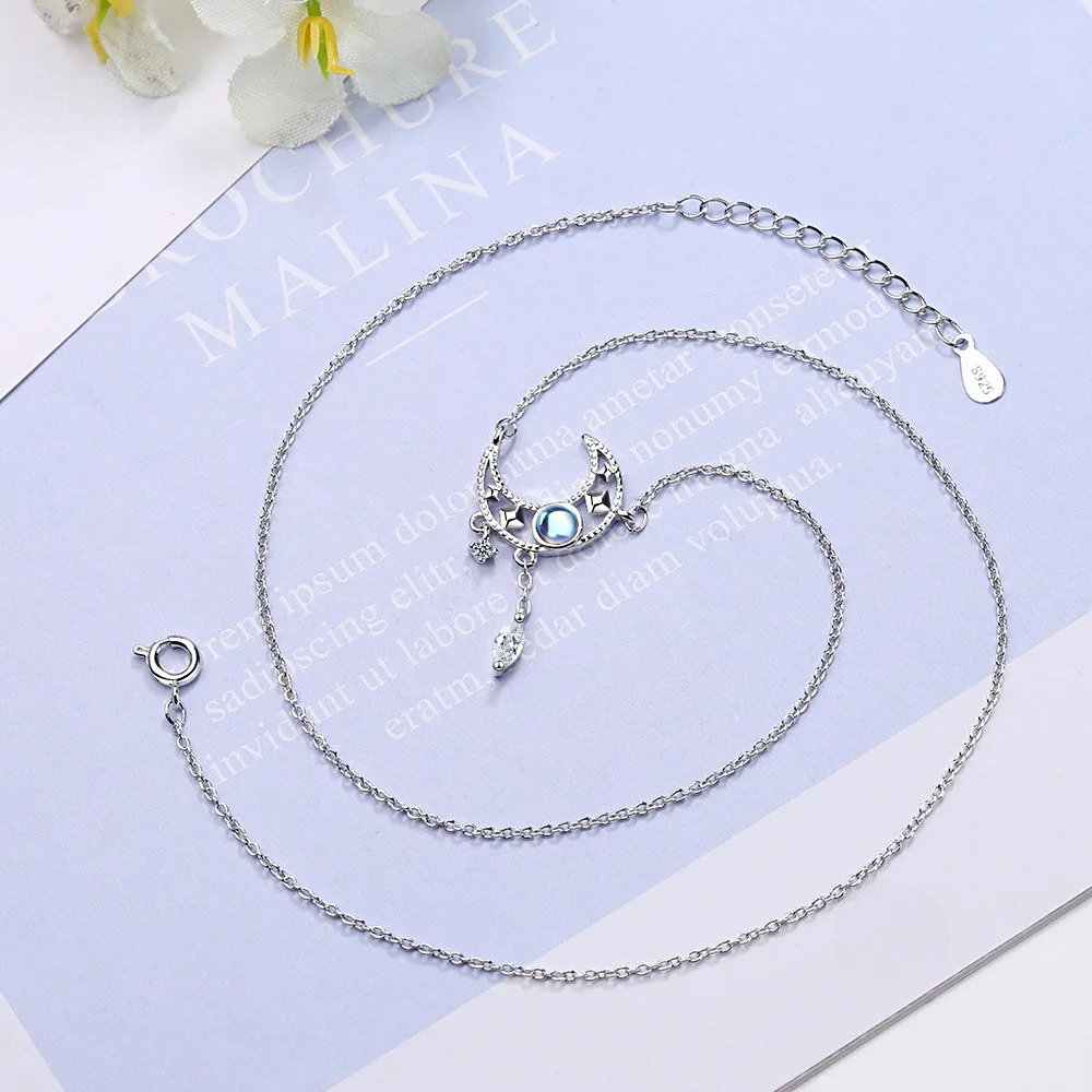 Collier Pendentif Lune avec Crystal