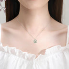 Naszyjnik z zawieszką w kształcie psiej łapy