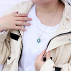 Naszyjnik z obrotowym wisiorkiem kompasu róży wiatrów