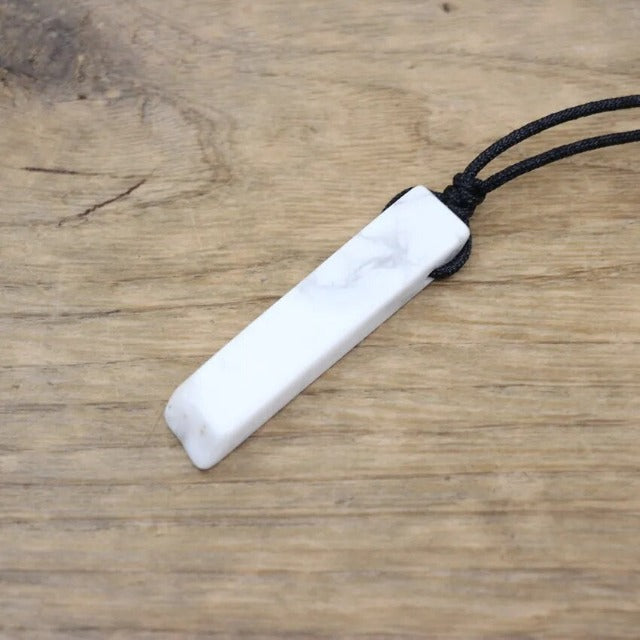 Náhrdelník z přírodního léčivého kamene Lithoterapie bílý tyrkys