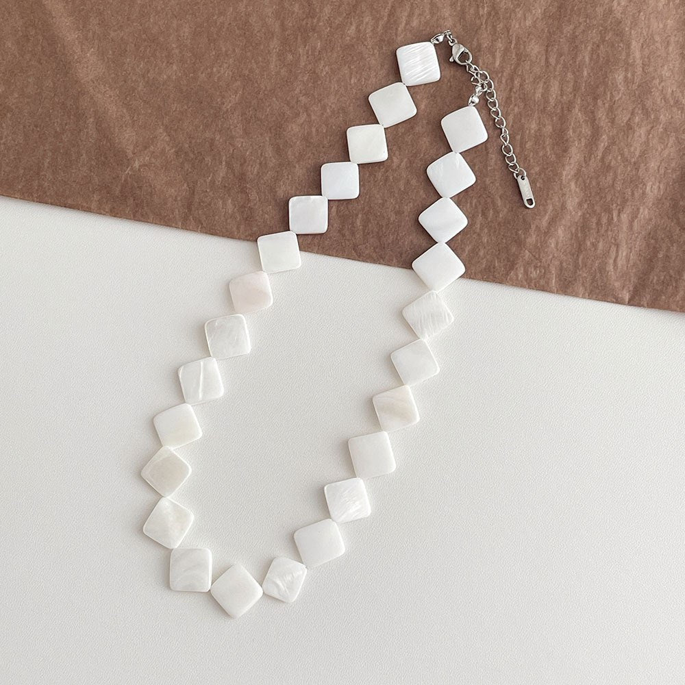 Collier Ras de Cou Nacre de Coquillage