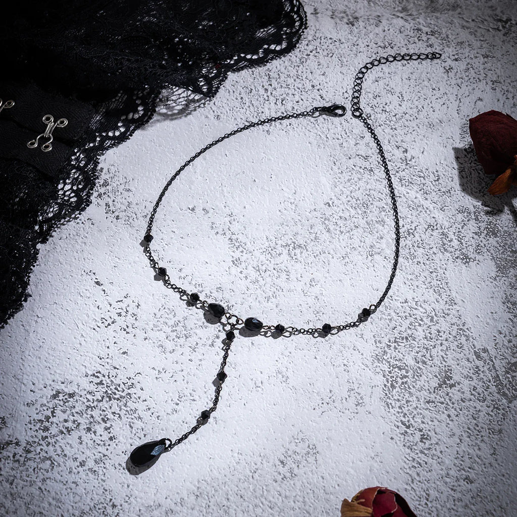 Náhrdelník Choker s přívěskem ve tvaru kapky vody v gotickém stylu
