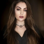 Naszyjnik typu choker z zawieszką pentakla czarownictwa Wicca