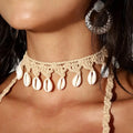 Naszyjnik choker w stylu boho z muszelką kauri