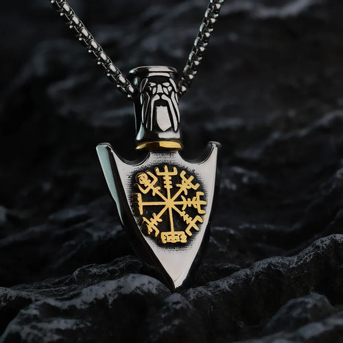 Naszyjnik wikingów z zawieszką strzały Vegvisir złoty