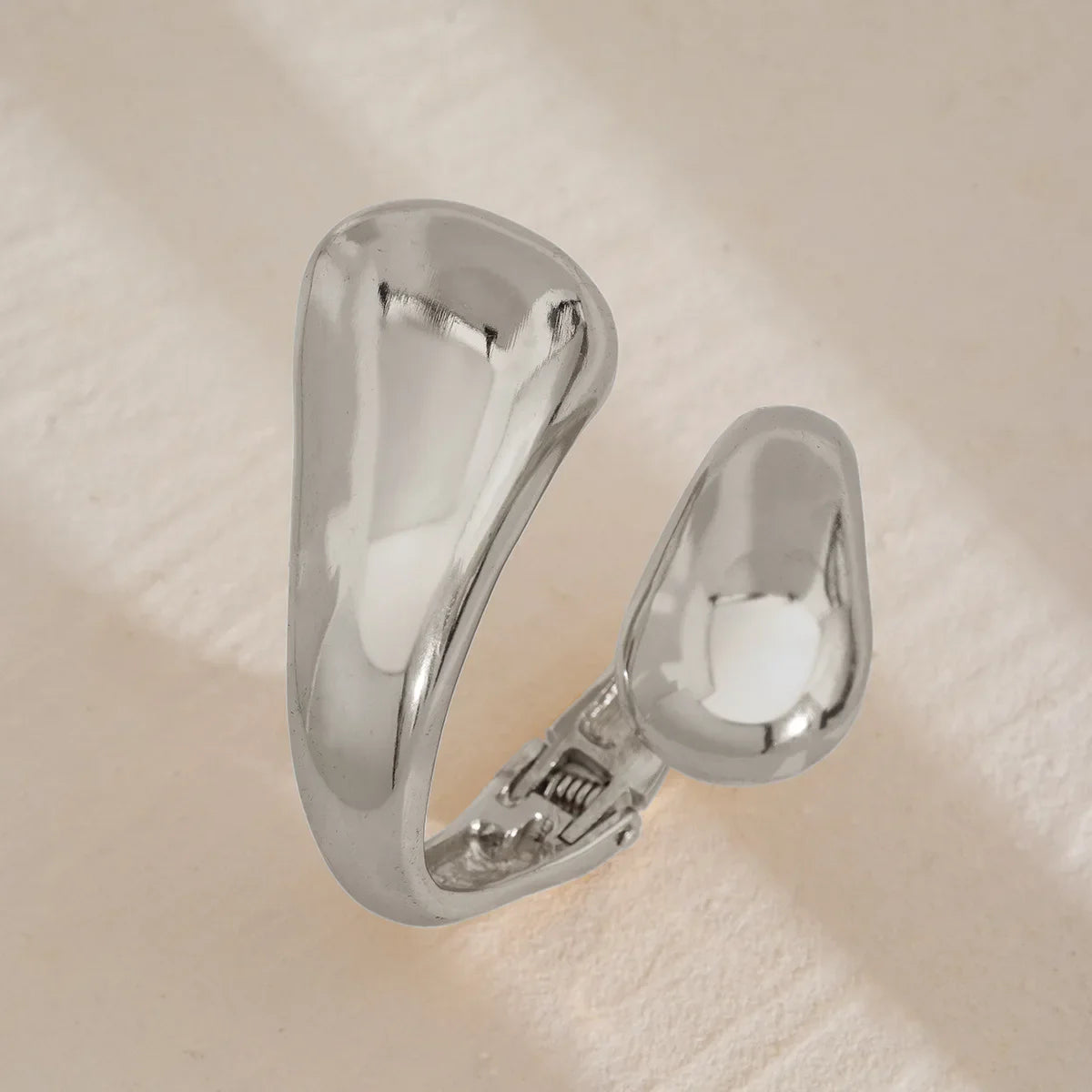 Duża bransoletka typu gourmette kropla wody srebrna