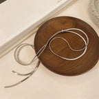 Długi naszyjnik z dekoltem dla kobiet 