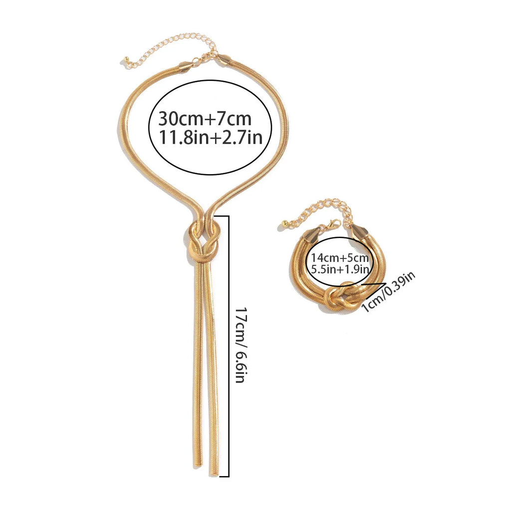 Long Collier De Décolleté & Son Bracelet Noeud