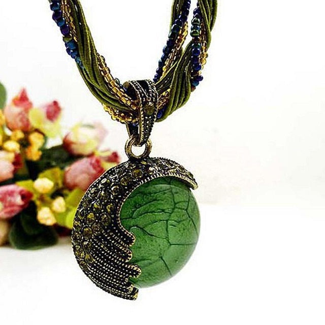 Wisiorek etniczny damski zielony