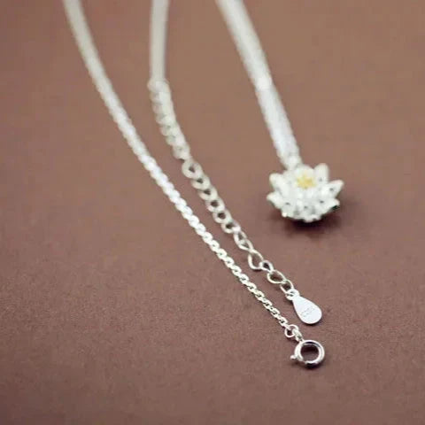 Wisiorek Kwiat Lotosu & Naszyjnik